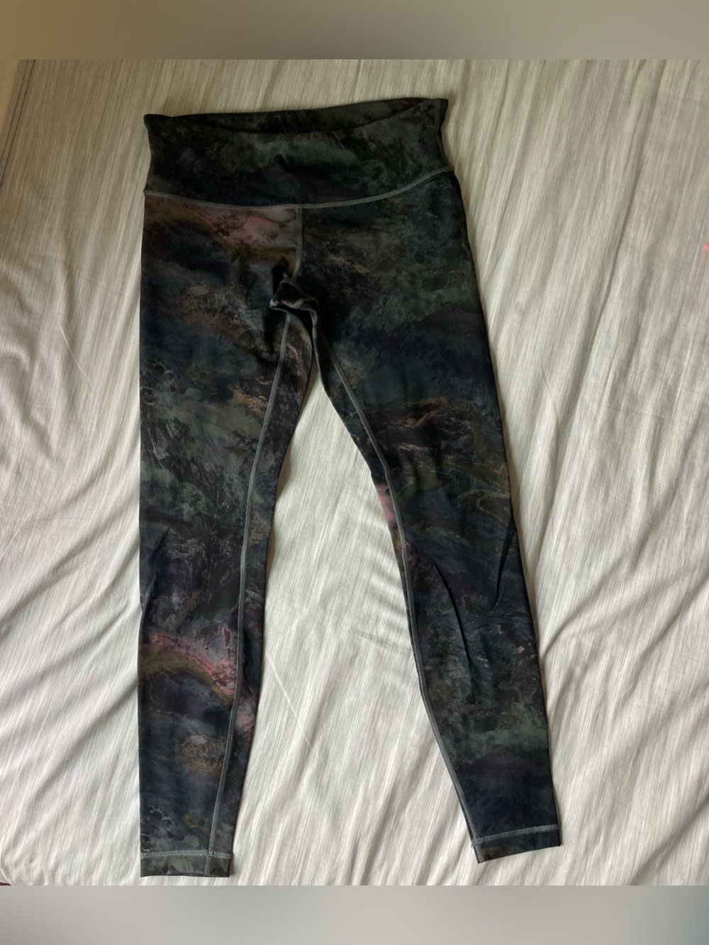 Lululemon Radiant Multi Marble - Full Length Leggings - like new!! *rare print*